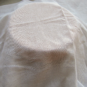米粉とペリーのデコレーションケーキの作り方　布巾をかけて冷ます