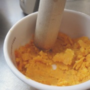 米粉のかぼちゃクッキーの作り方　準備　かぼちゃをふかす