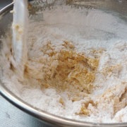 米粉クッキーの作り方　米粉を混ぜる