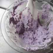 米粉の紫芋クッキーの作り方　芋を混ぜる